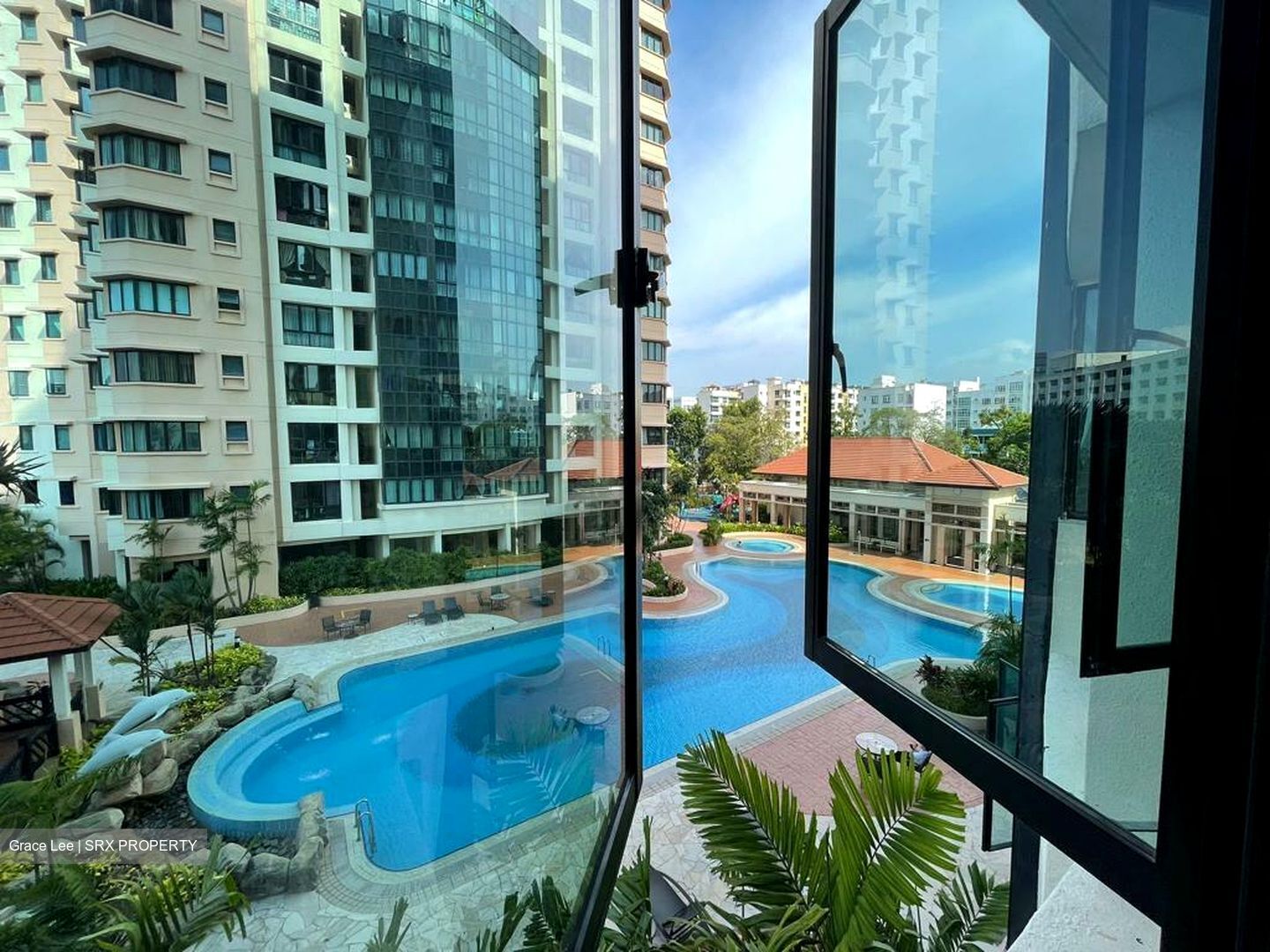 Simsville (D14), Condominium #325396591